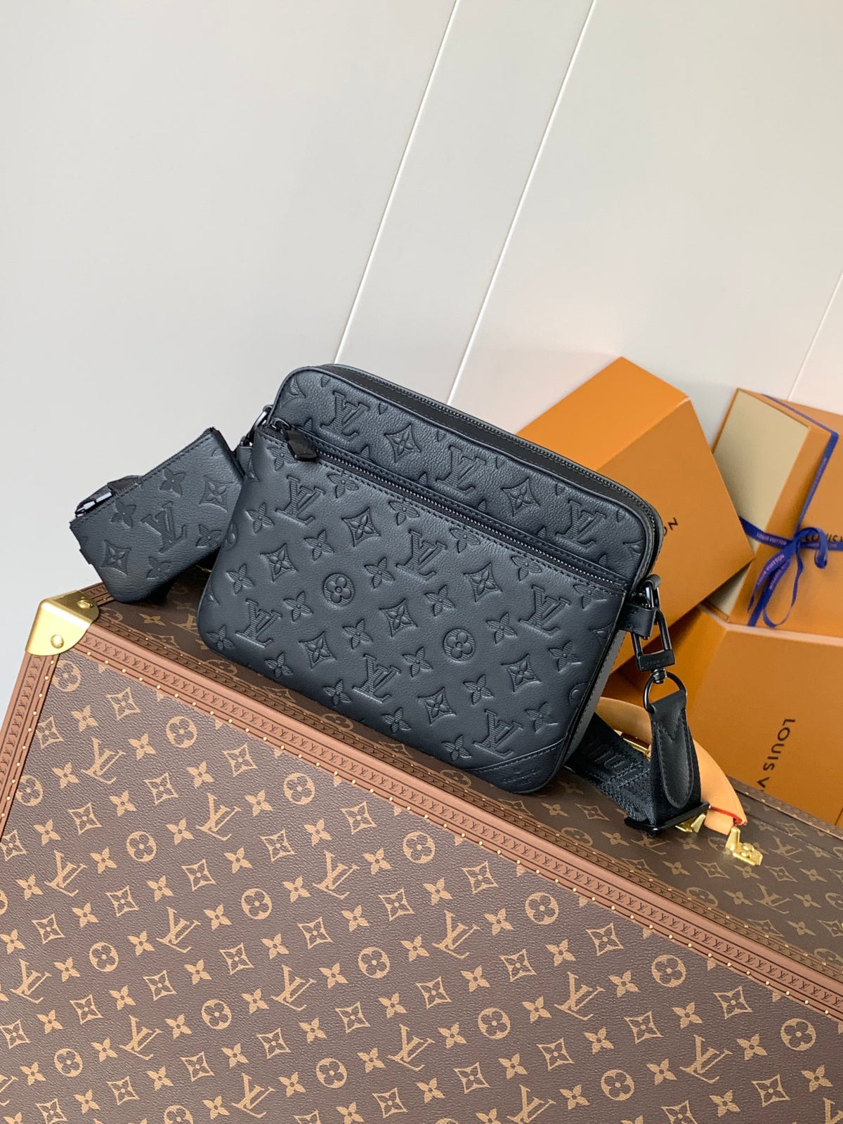 Bag Trio Messenger LV Monogram Shadow em Couro