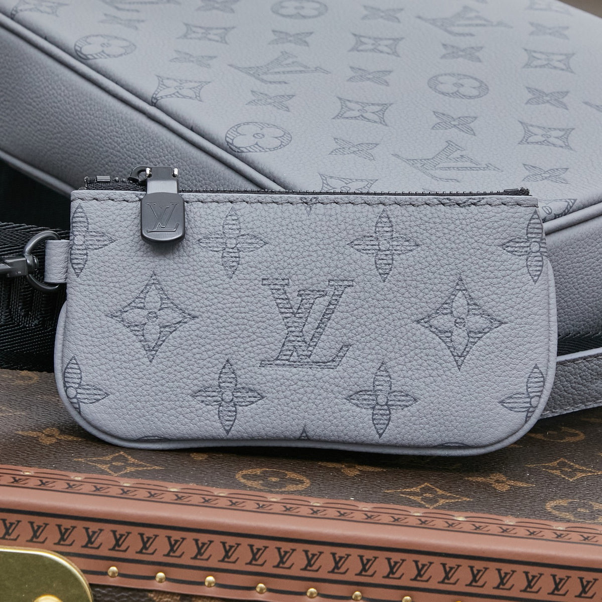 Bag Trio Messenger LV Monogram Shadow em Couro