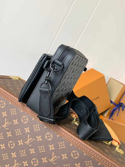 Bag Trio Messenger LV Monogram Shadow em Couro