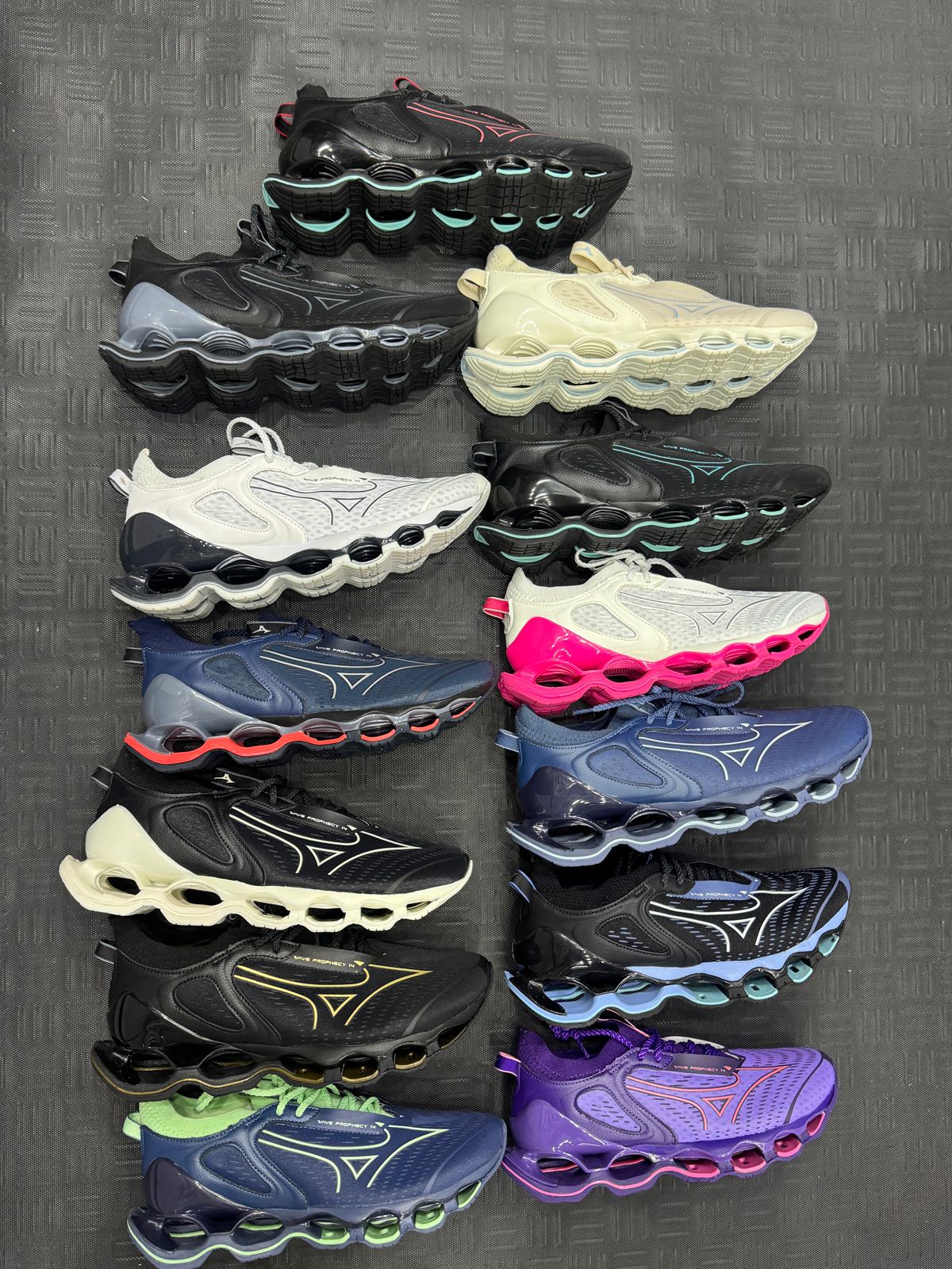 Mizuno Wave Prophecy 14