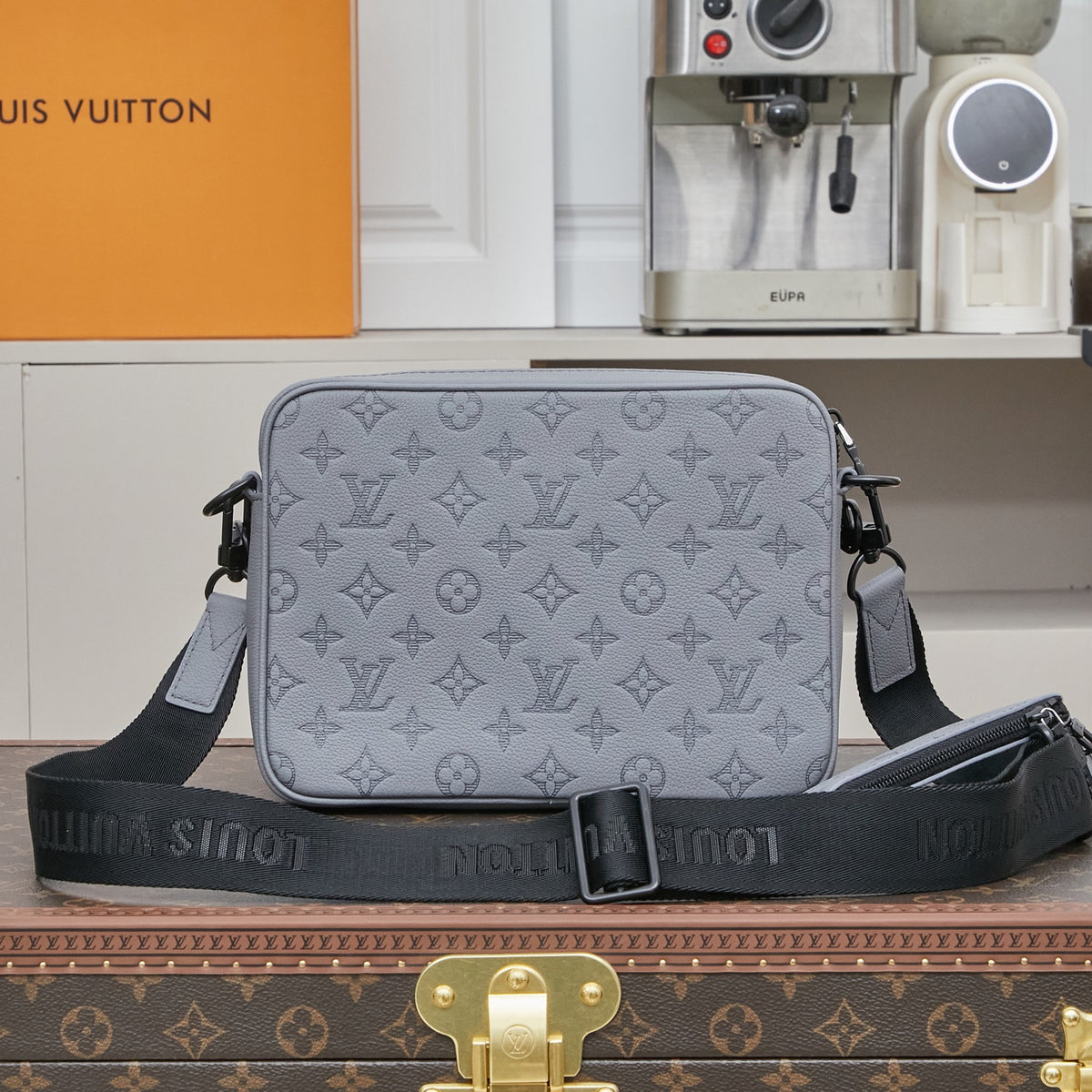 Bag Trio Messenger LV Monogram Shadow em Couro