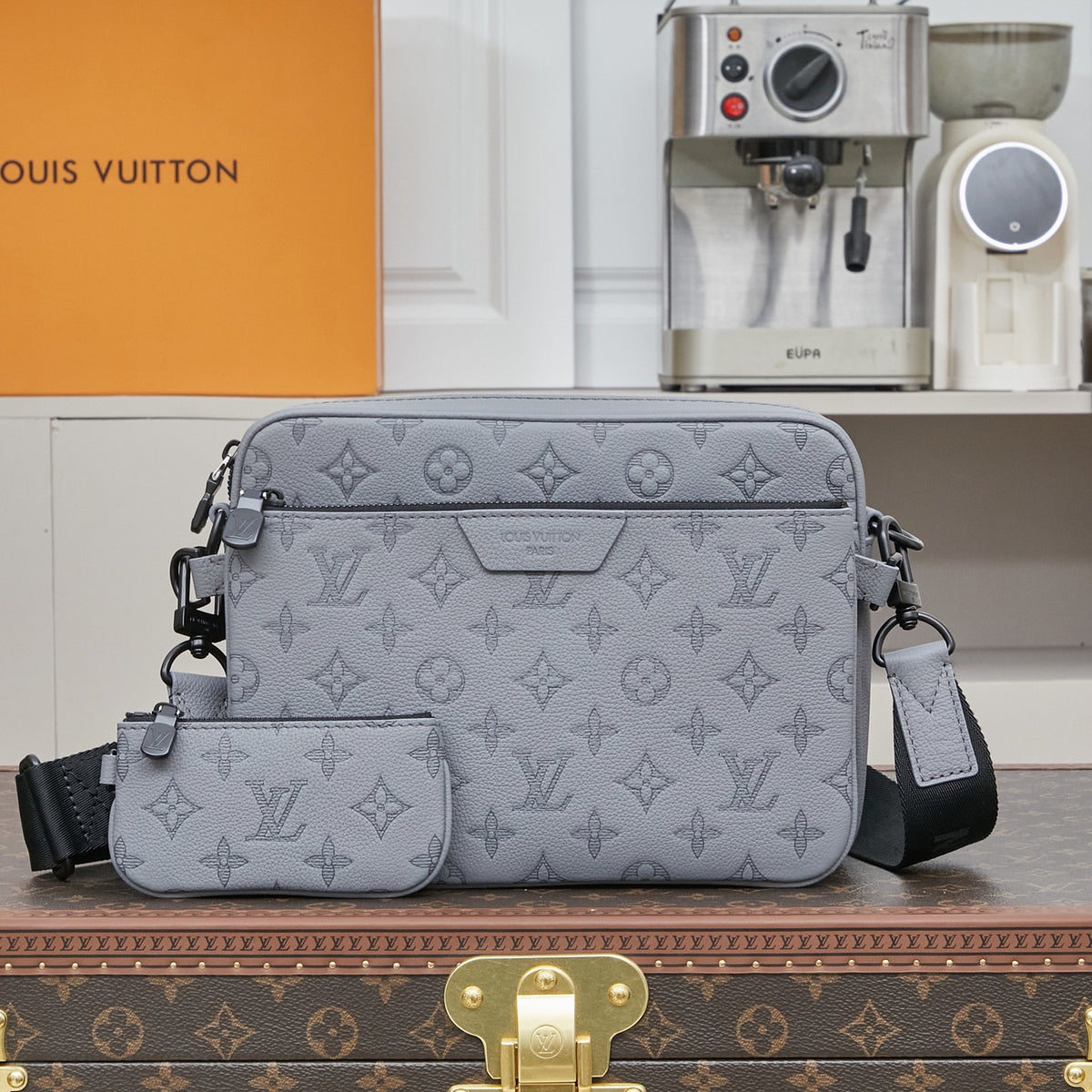 Bag Trio Messenger LV Monogram Shadow em Couro
