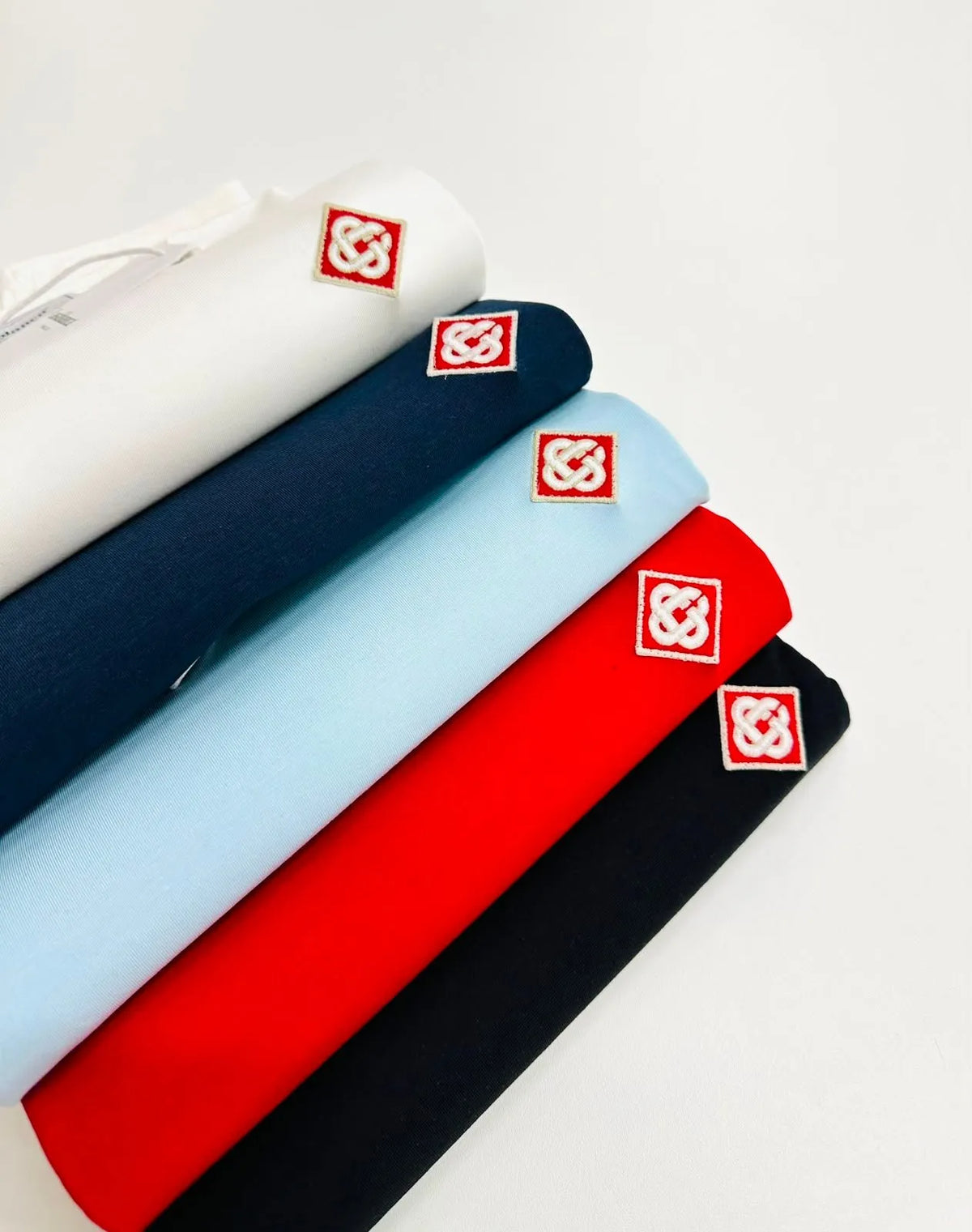 Camiseta Casablanca Básica Logo Bordado Premium